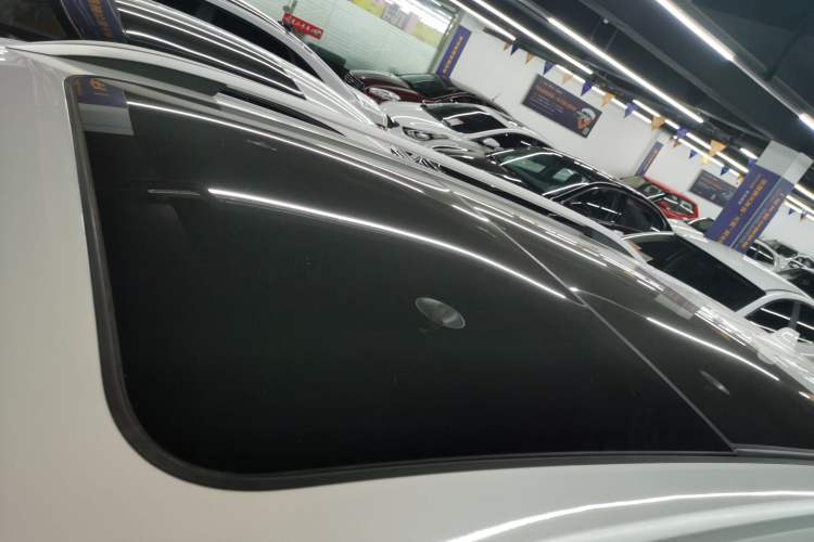 Used Roewe RX5 MAX 2021 Supreme Series 400TGI Automatic Luxury Cabin Edition