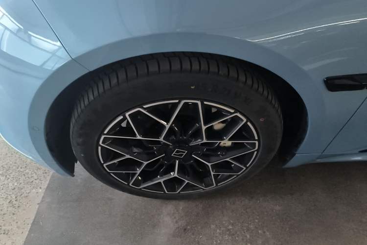 Used Zeekr 001 2025 YOU Edition 100 kWh All-Wheel Drive