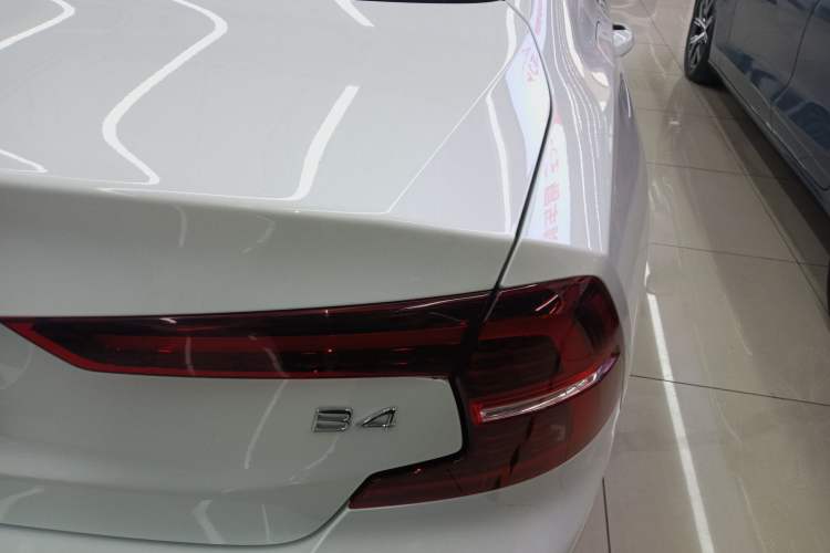 Used Volvo S60 2022 B4 Zhiyi Luxury Edition