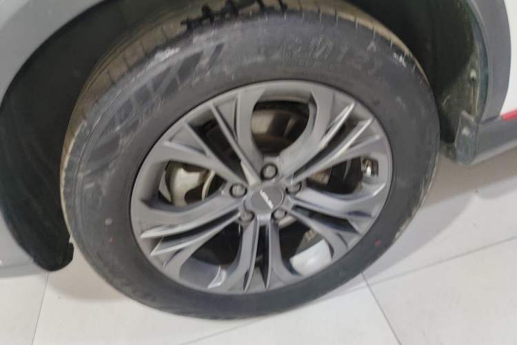 Used Dongfeng Fengon 500 2022 1.5L CVT Luxury Edition
