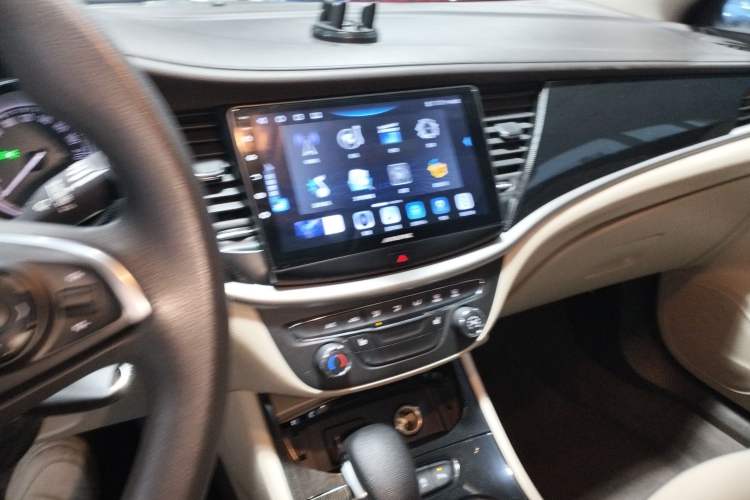 Used Buick Verano 2015 Sedan 15S Automatic Leading Model