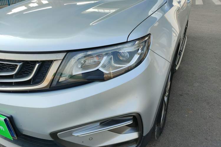 Used Geely Auto Emgrand X7 Sport 2018 1.8TD Automatic Two-Wheel Drive Smart 4G Connected Version