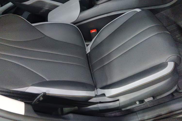 Used BYD Sealion 05 DM-i 2025 DM-i 115KM Flagship Model
