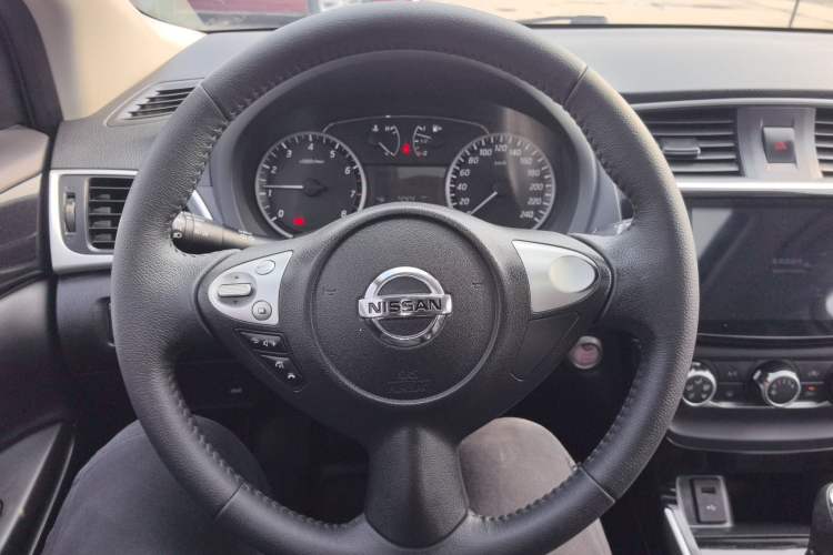 Used Nissan Sylphy 2019 1.6XV CVT Smart Connect Luxury Edition China VI Standard