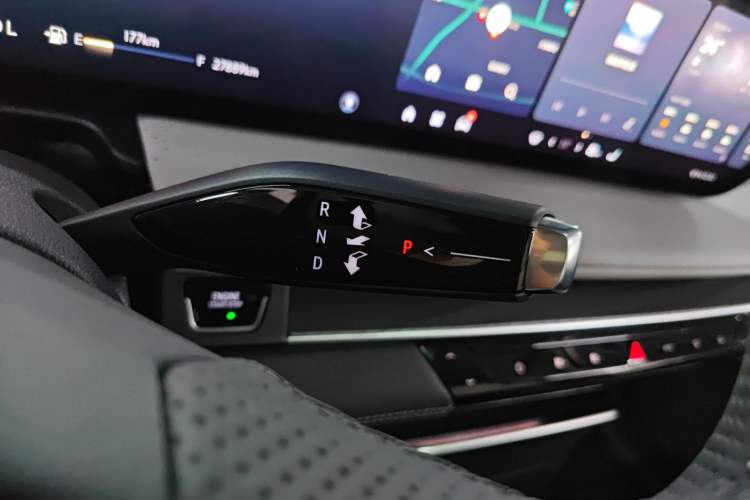 Used Buick GL8 2025 Lu Zun Deluxe Edition