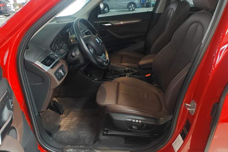 Used BMW X1 2018 sDrive18Li Luxury Model
