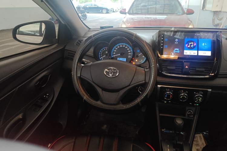 Used Toyota YARiS L 2016 Revised 1.5E CVT Charming Edition
