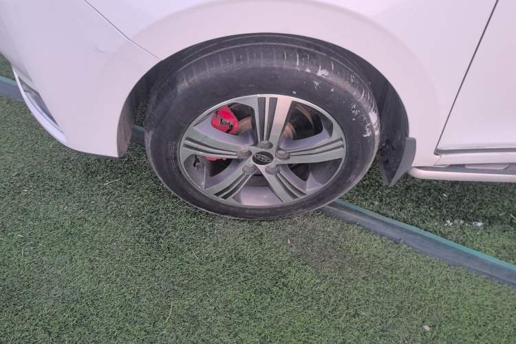 Used  Refine S2 2018 Smart Drive Edition 1.5L Manual Luxury Smart Model
