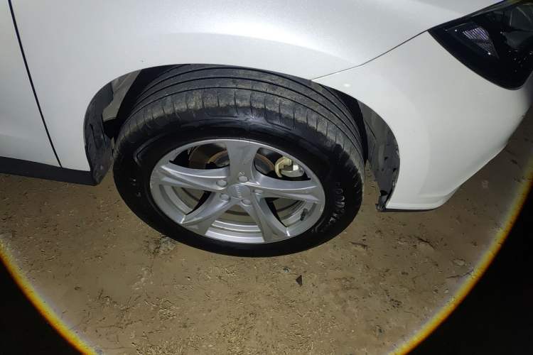 Used Haval H2 2018 1.5T Dual-Clutch Two-Wheel Drive Fashion Model China VI Standard
