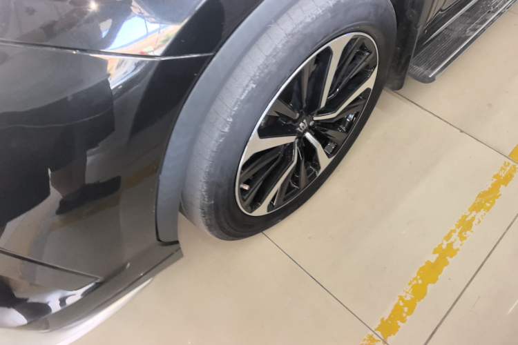 Used Toyota Crown Land Cruiser 2021 2.5L HEV Four-Wheel Drive Flagship Edition
