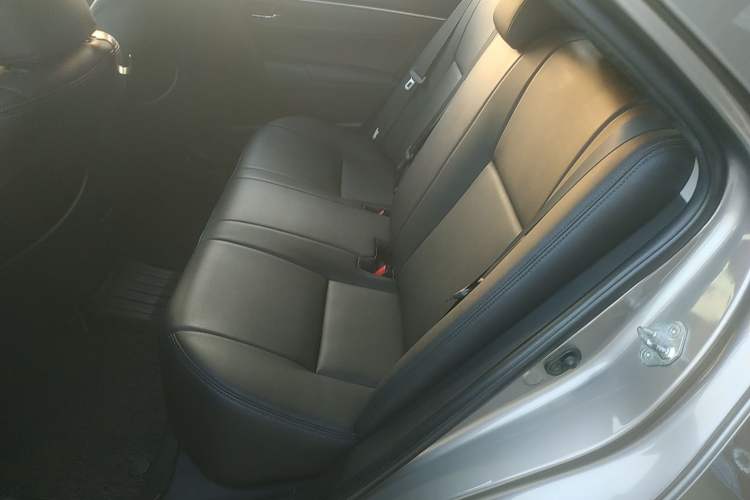 Used Toyota Corolla 2017 1.2T CVT GL
