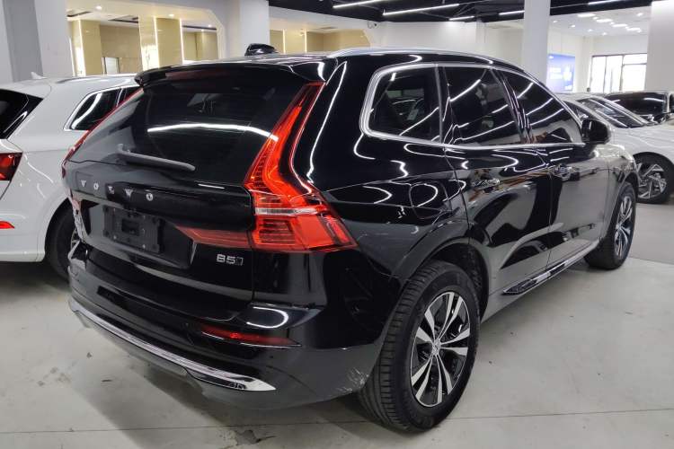 Used Volvo XC60 2024 B5 4x4 Smart Luxury Edition