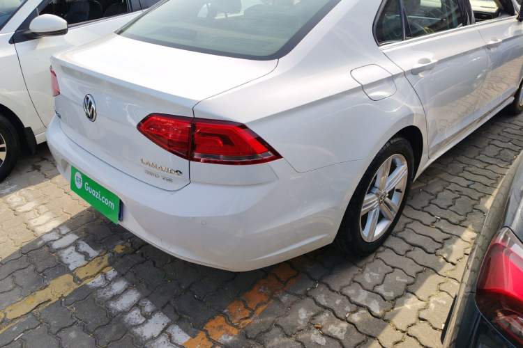 Used Volkswagen Lamando 2015 280TSI DSG Comfort Edition
