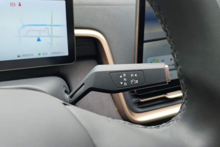 Used  eπ008 2024 210Max Range-Extended Version 6 Seats