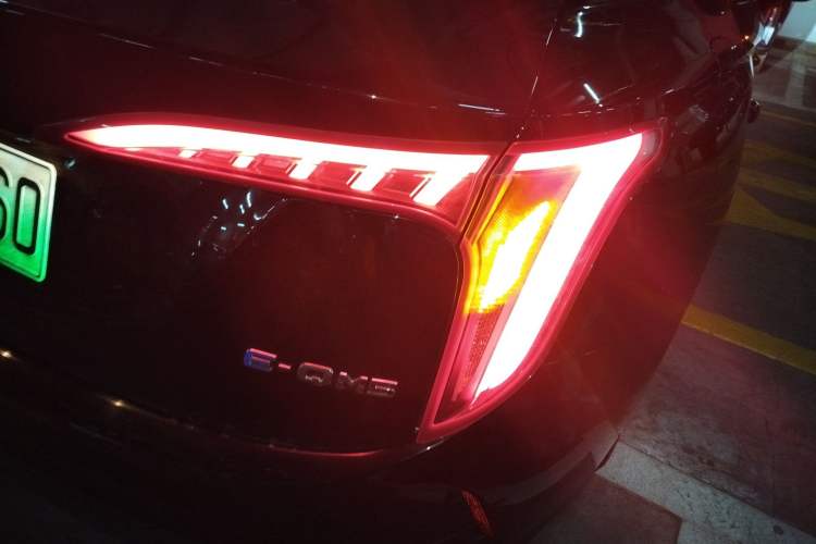 Used Hongqi E-QM5 2023 Revised Version Basic Travel Edition
