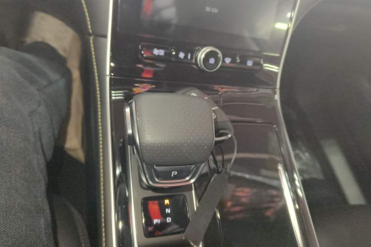 Used Roewe i6 MAX New Energy 2021 EV 500 Skyroof Deluxe Edition
