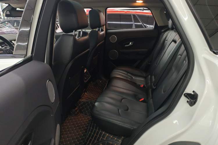 Used Land Rover Range Rover Evoque 2015 2.0T Five-Door Zhiyao Edition
