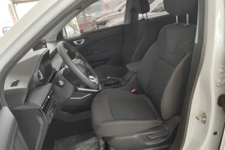 Used Wuling Alvez 2022 1.5L Manual Free-Style Model