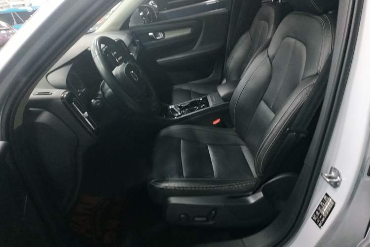 Used Volvo XC40 2021 T4 Four-Wheel Drive Smart Luxury Edition