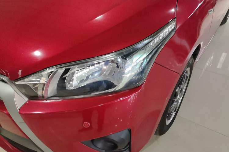 TDK.VehicleDetails.img