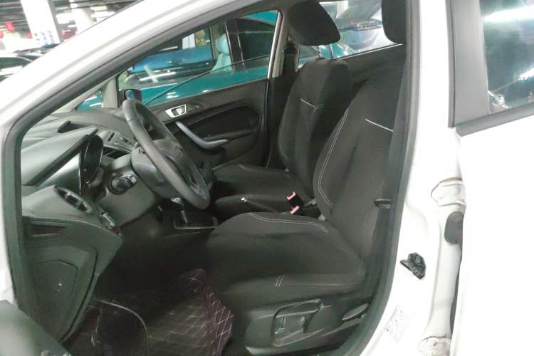 Used Ford Fiesta 2013 Hatchback 1.5L Automatic Fashion Edition