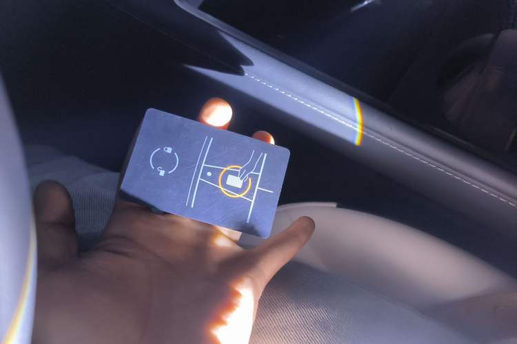 Used Tesla Model Y 2021 Long-Range All-Wheel-Drive Version