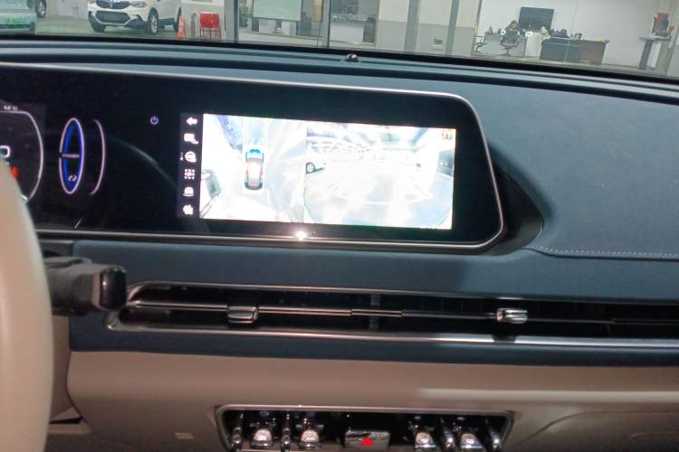 Used ORA Good Cat 2021 400km Standard Range Athena Edition Lithium Iron Phosphate
