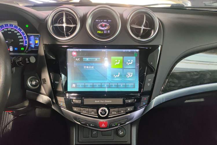 Used BYD S7 2016 2.0T Automatic Prestige Plus
