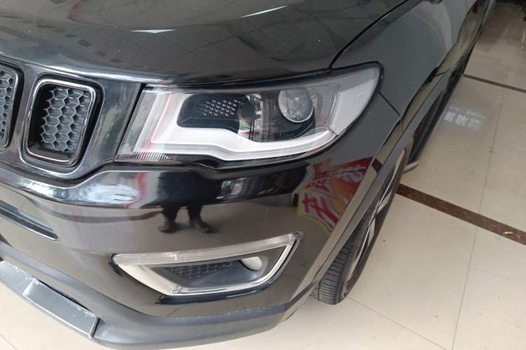 Used  Compass 2017 200T Automatic Prestige Edition
