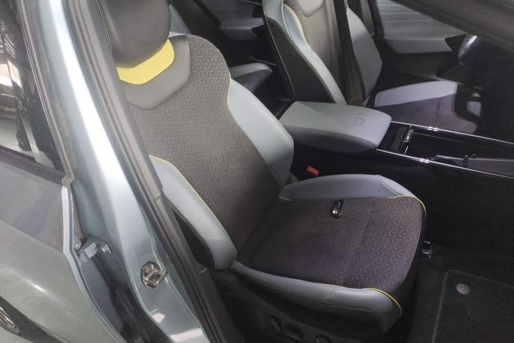 Used Volkswagen ID.4 X 2022 Smart Enjoyment Long-Range Edition
