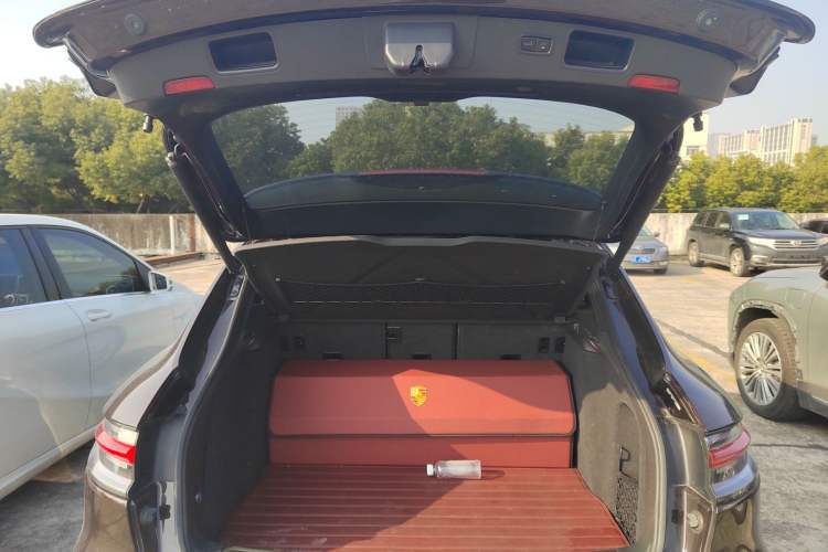 Used Porsche Macan 2020 Macan 2.0T
