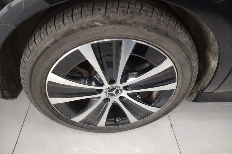 Used Mercedes-Benz E-Class New Energy 2022 E 350 e L Plug-in Hybrid Sports Sedan