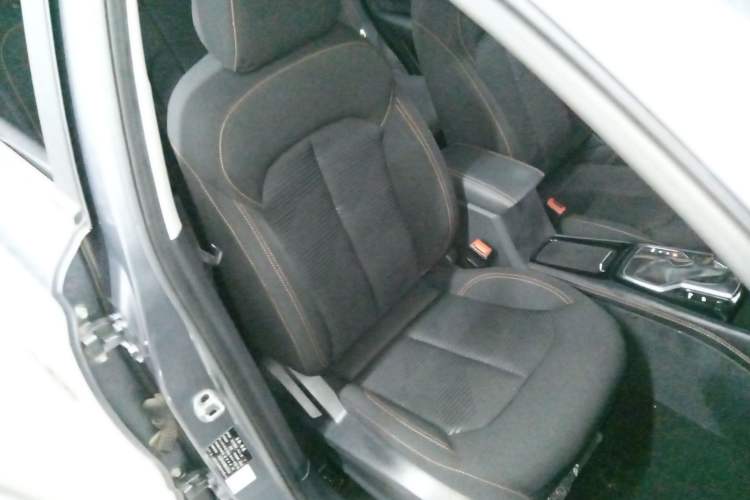 Used Roewe RX3 2021 PRO 1.6L CVT Elite Model