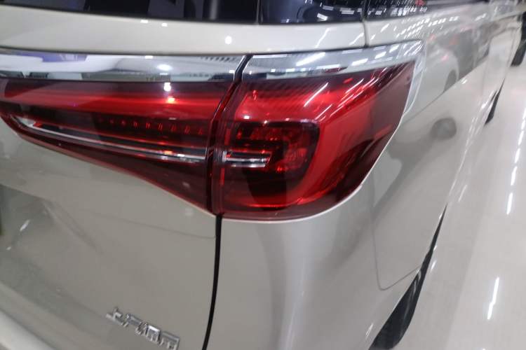 Used Buick GL8 2021 ES Land Cruiser 653T Luxury Edition
