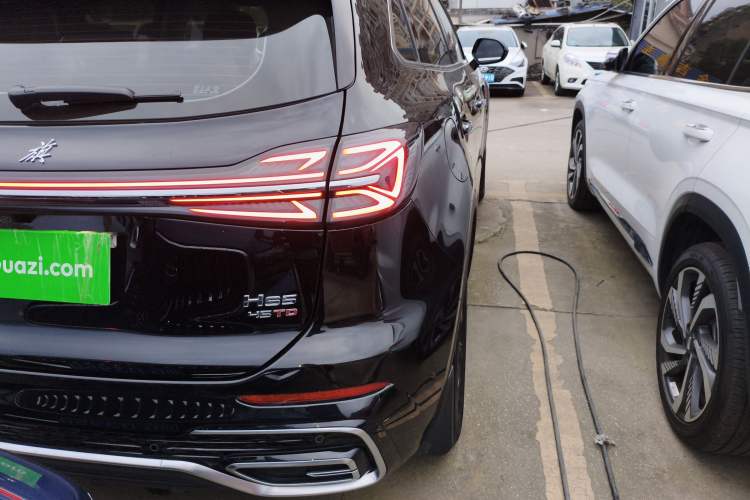 Used Hongqi HS5 2025 2.0T Two-Wheel Drive Flagship Pro Edition
