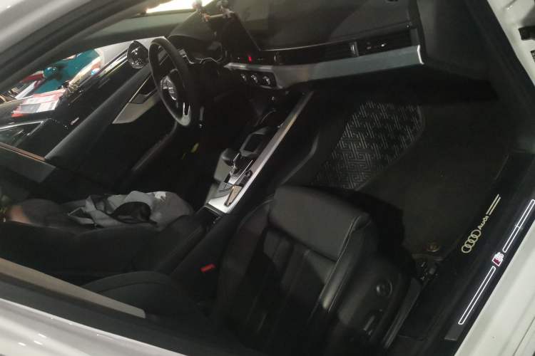 Used Audi A4L 2023 40 TFSI Fashion Dynamic Model