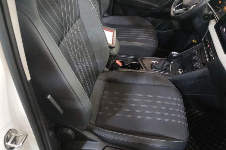 Used Volkswagen Tiguan L 2023 330TSI Automatic Two-Wheel Drive Comfort Edition
