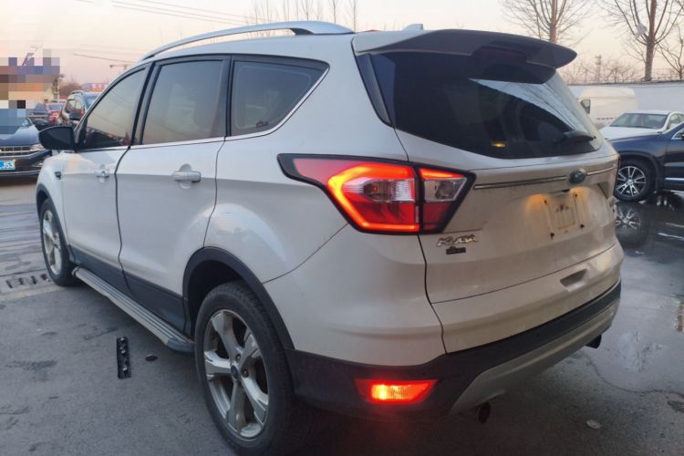 Used Ford Kuga 2017 EcoBoost 180 Two-Wheel-Drive Platinum Edition