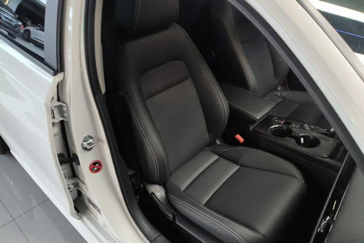 Used Honda Civic 2022 240TURBO CVT Dynamic Edition
