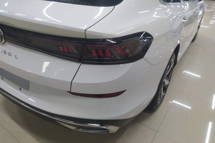 Used Volkswagen Lamando 2025 Lavida L 280TSI DSG Cool & Spicy Edition
