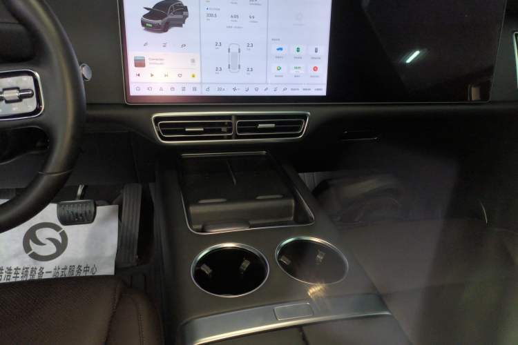 Used Li Auto L8 2023 Pro Model