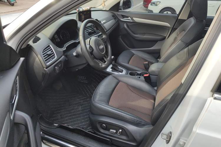 Used Audi Q3 2018 30th Anniversary Edition 30 TFSI Fashion Model
