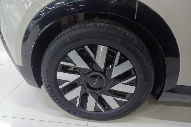 Used Zeekr MIX 2025 Long-Range Intelligent Driving Edition
