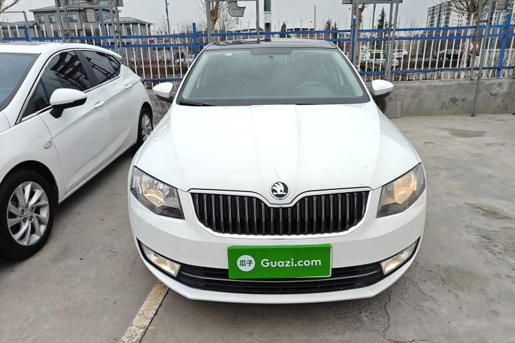 Used Skoda Octavia 2016 1.6L Manual Smart Drive Version