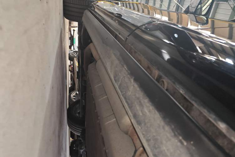 Used GAC Trumpchi ES9 2024 PHEV with 143 km Max
