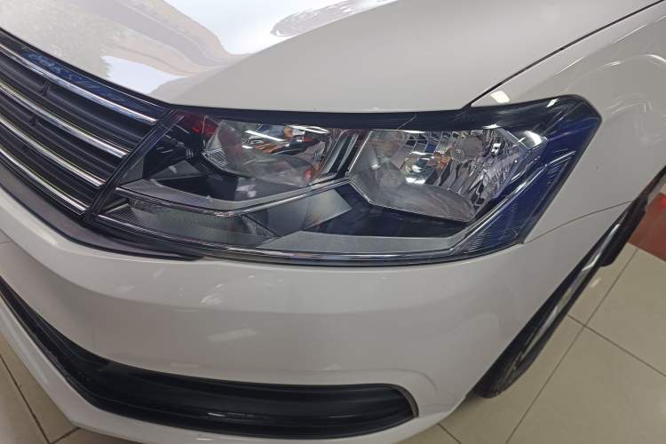 Used Volkswagen Lavida 2017 1.6L Automatic Fashion Edition
