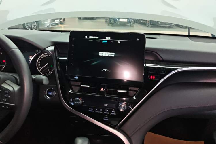 Used Toyota Camry 2021 2.0G Luxury Edition