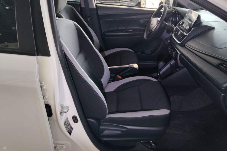 Used Toyota YARiS L 2021 1.5L CVT Leading Edition
