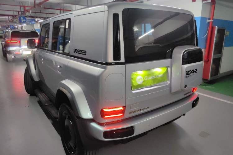 Used  V23 2025 401 Two-Wheel Drive Advanced Edition