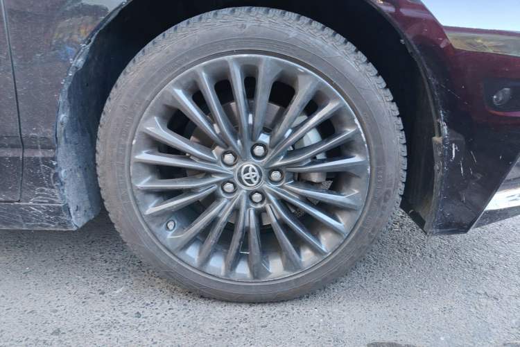 Used Toyota Avalon 2019 2.0L XLE Premium Edition China VI
